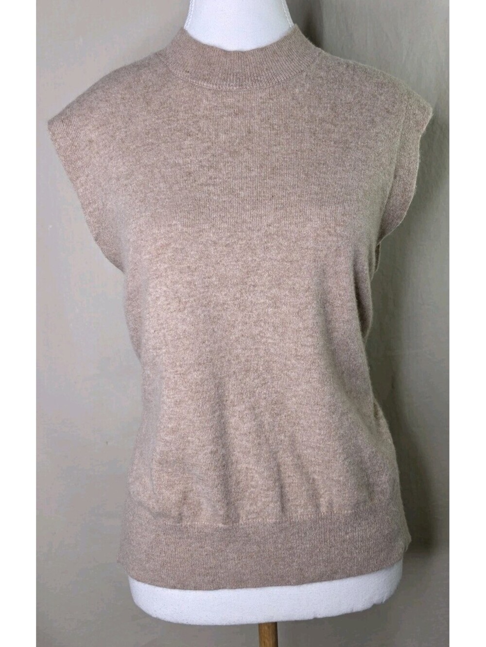 Quince Womens M 100% Mongolian Cashmere Mock Neck Sweater Vest Oatmeal Beige...